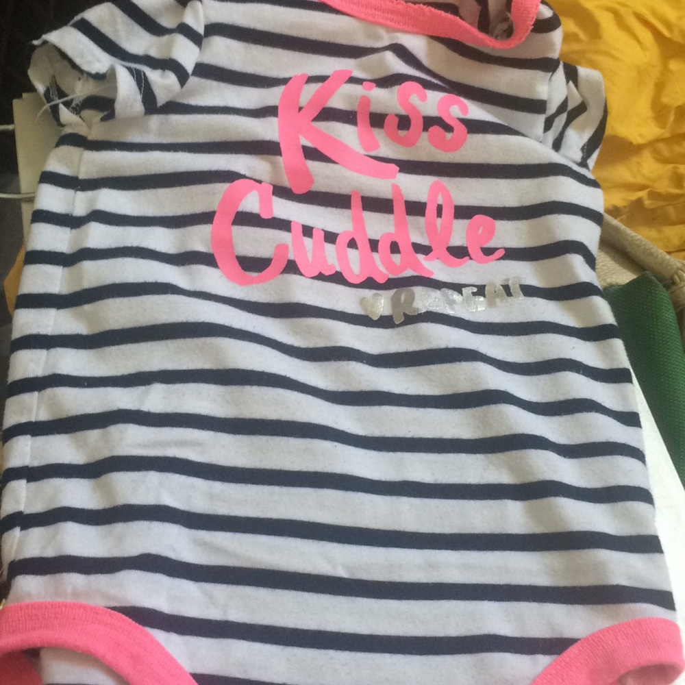 Kiss cuddle repeat infant onesie 12 month
